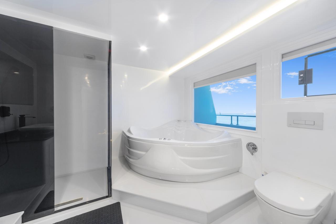 Ocean Dream 8